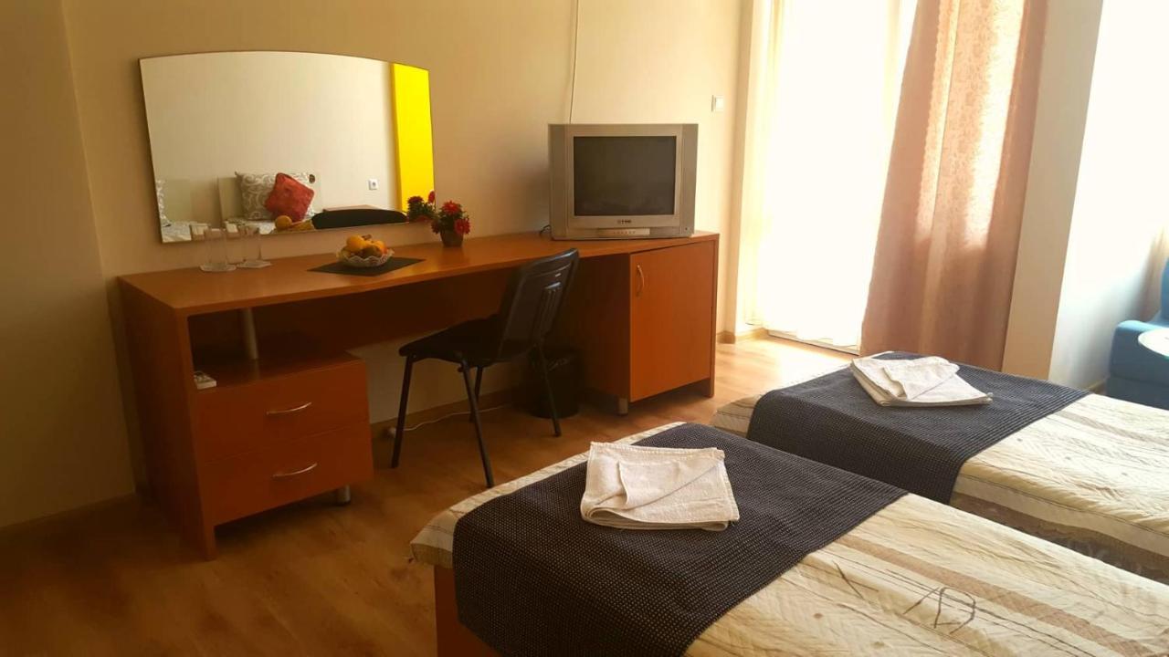 Family Hotel Solar Central サニービーチ エクステリア 写真